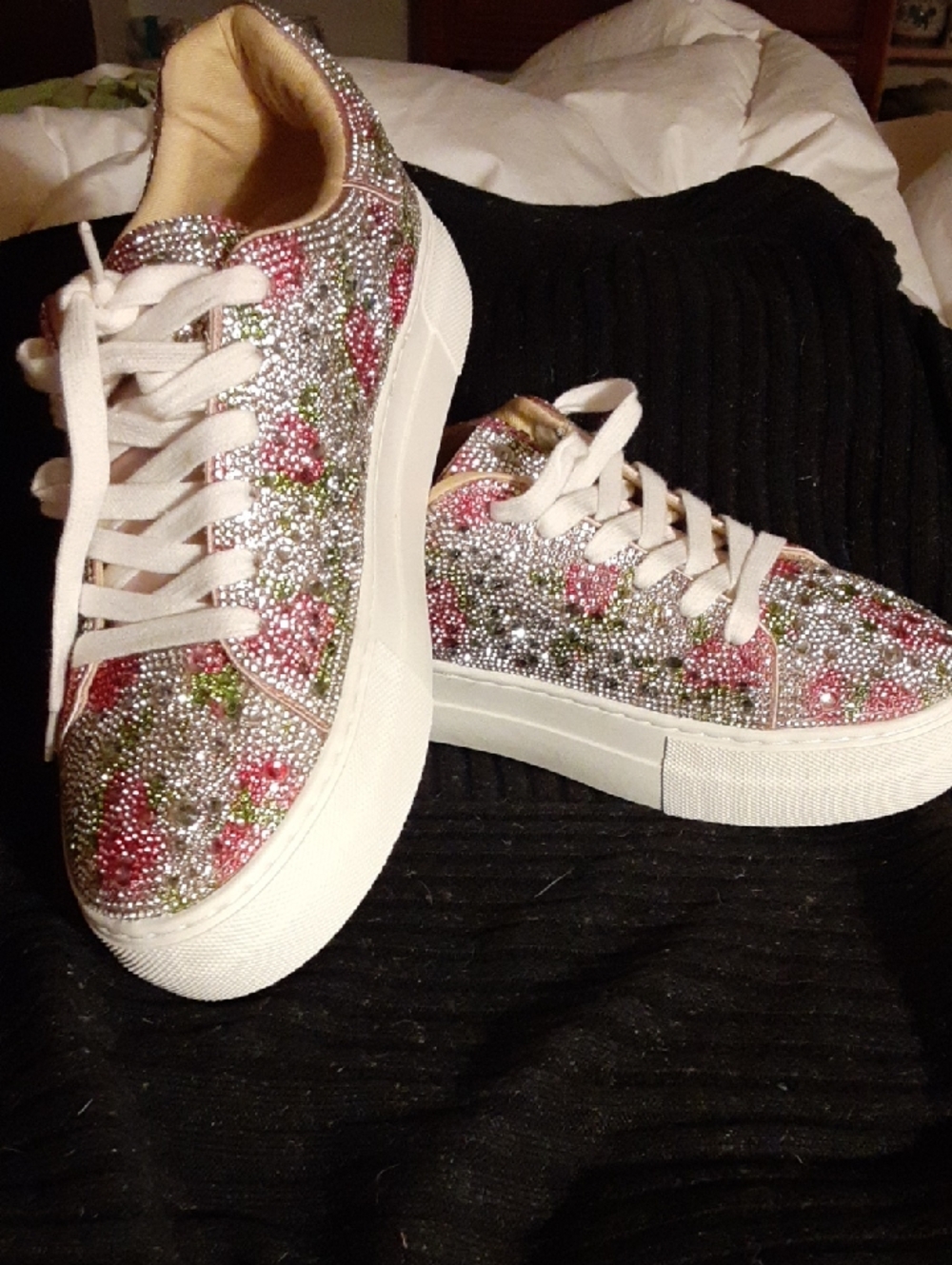 NWOT Betsey Johnson Pink Floral Crystal Platform Sneakers Sz 8